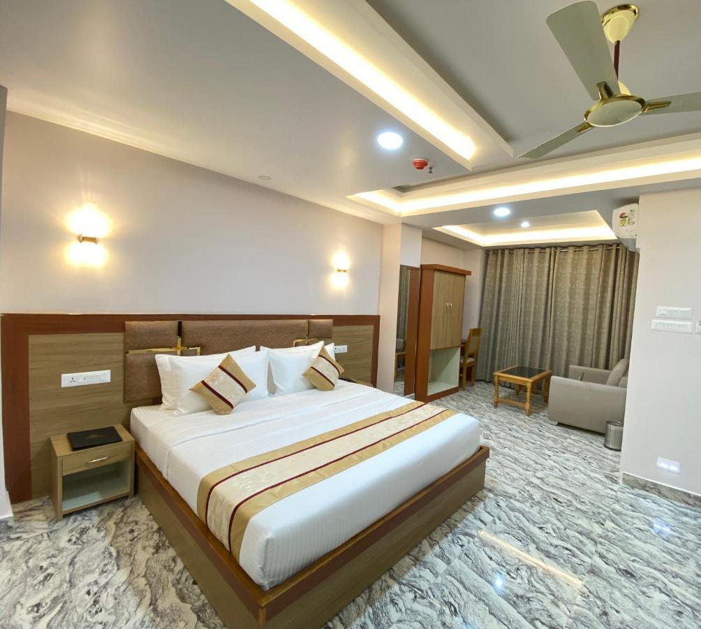Hotel Imolesh Imphal Kültér fotó