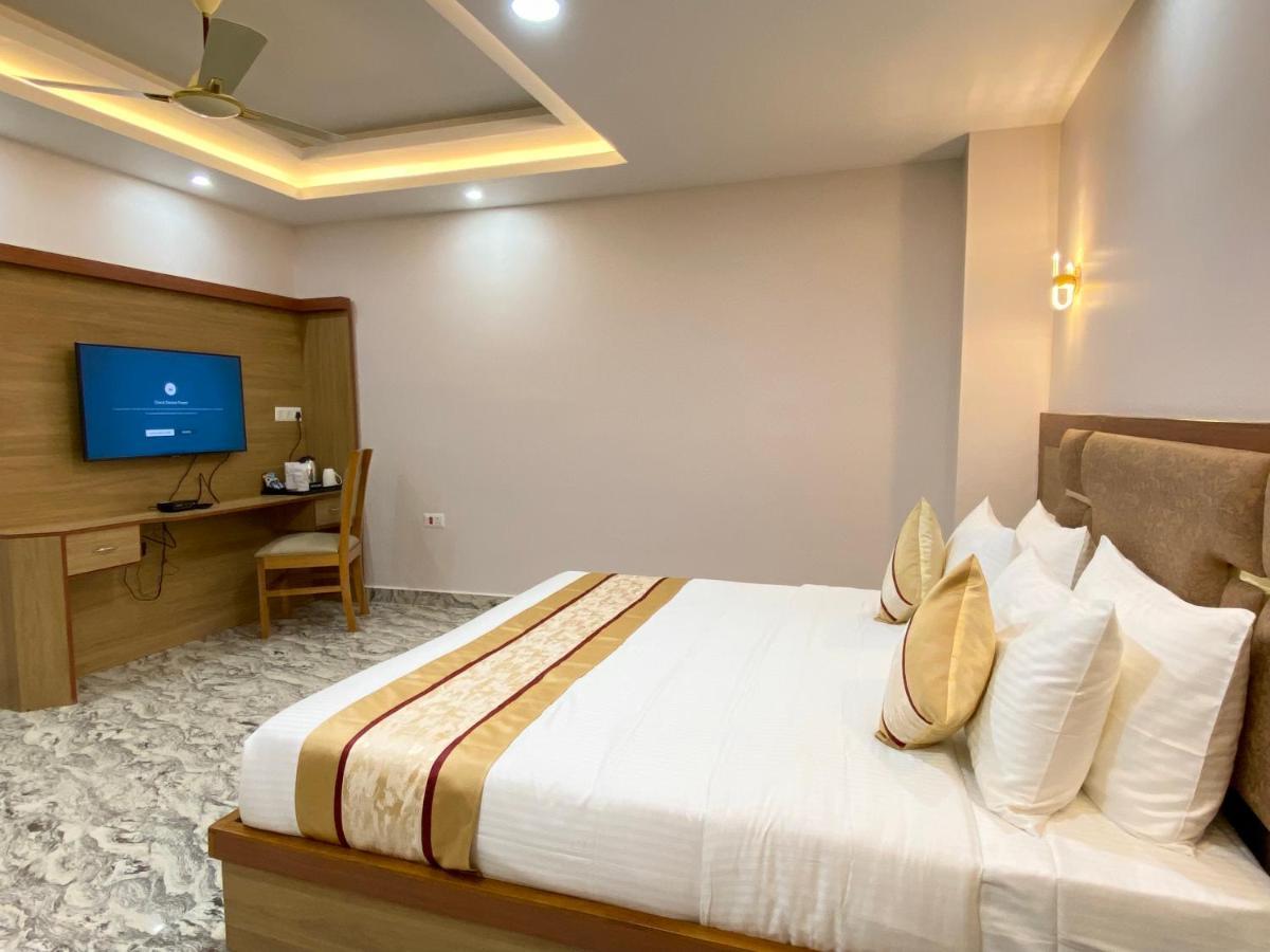 Hotel Imolesh Imphal Kültér fotó